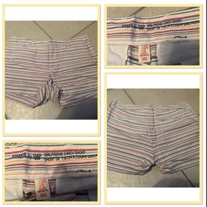 Gap size 10 shorts
